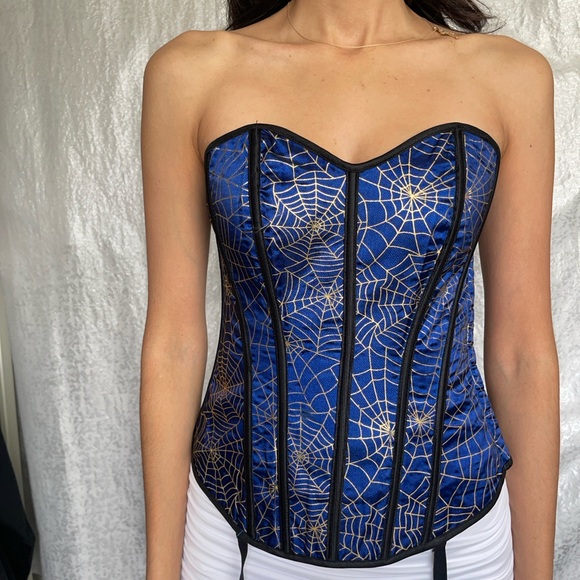 Hearts robe spider web corset - Picture 1 of 8